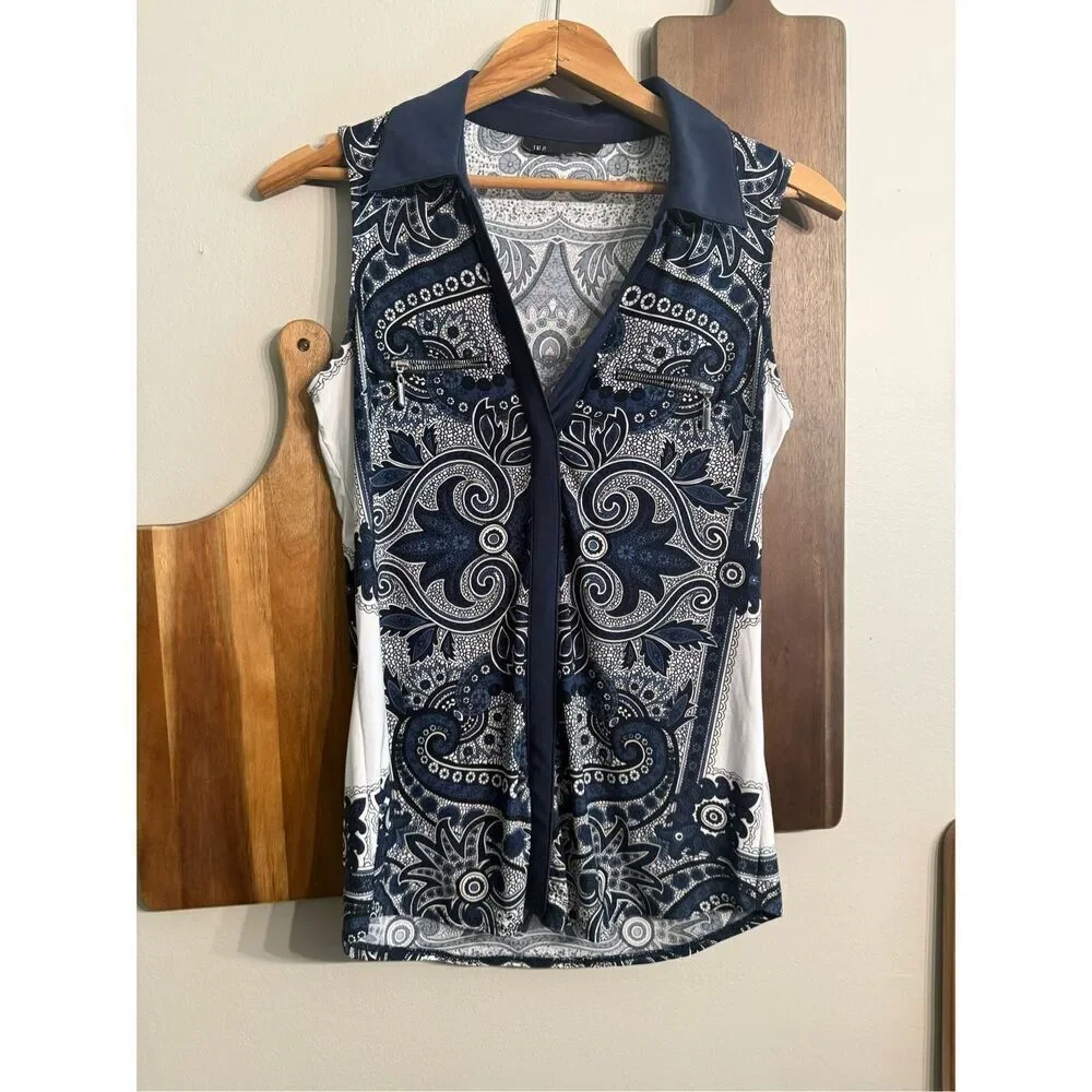 INC International Concepts Navy Cream Floral Paisley V-neck Sleeveless Blouse XS - Picture 1 of 4